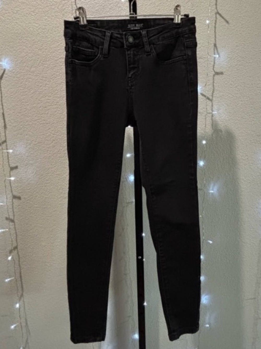 Judy Blue Black Skinny Jeans - Sleek High-Rise Look